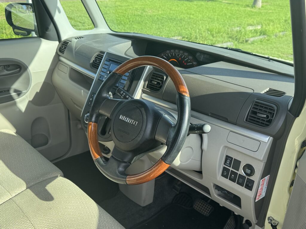 沖縄中古車ダイハツタントX SA格安人気軽自動車
